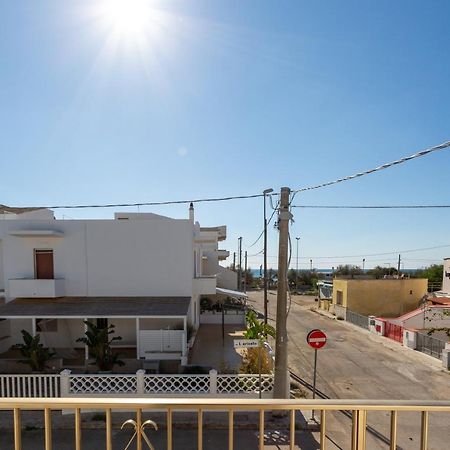 Appartamento fronte mare e spiaggia Torre Mozza Esterno foto